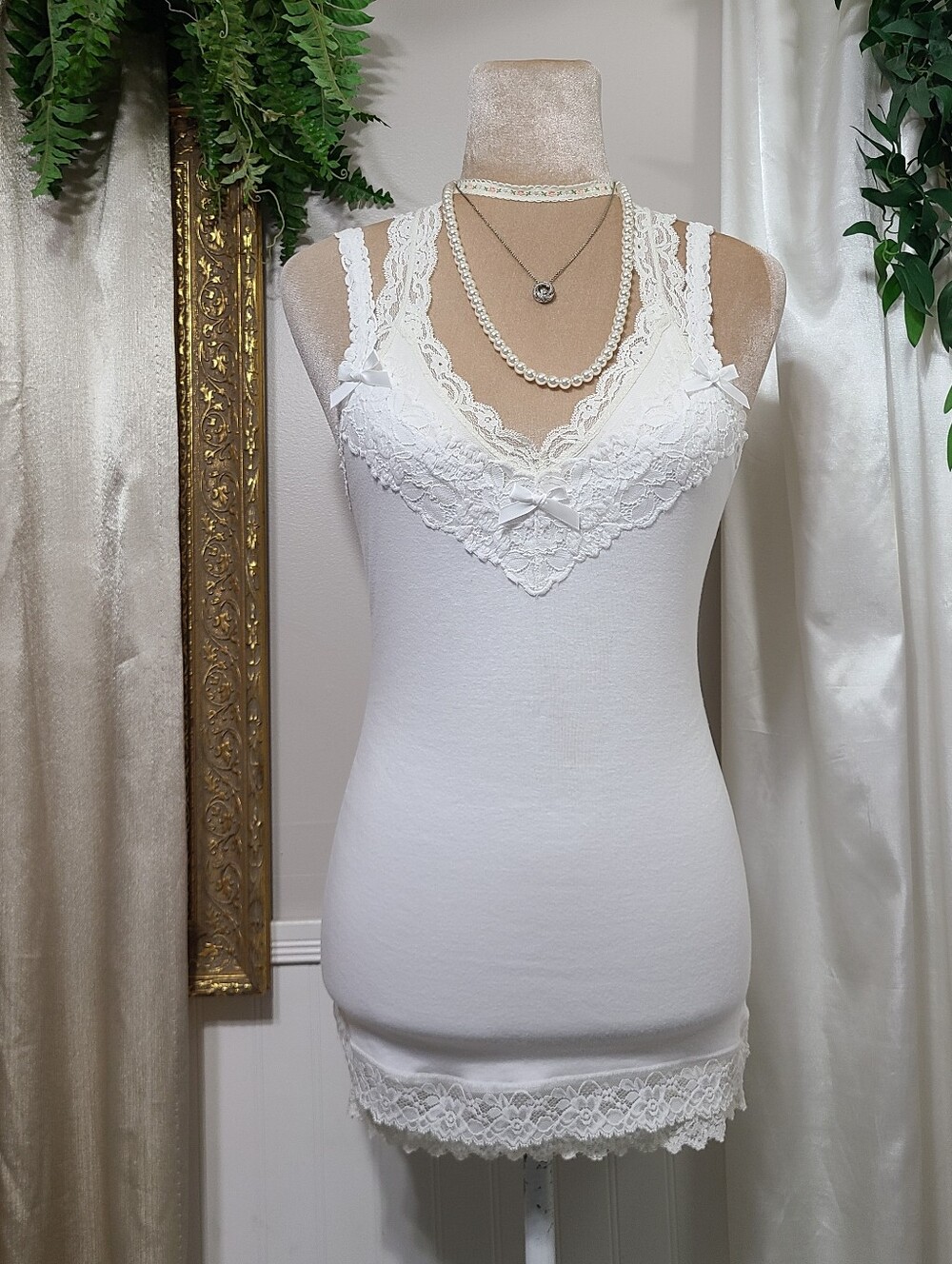 ♡ Y2K ♡ Abercrombie And Fitch Vintage Bright White Lace Cami Tank Top Classic